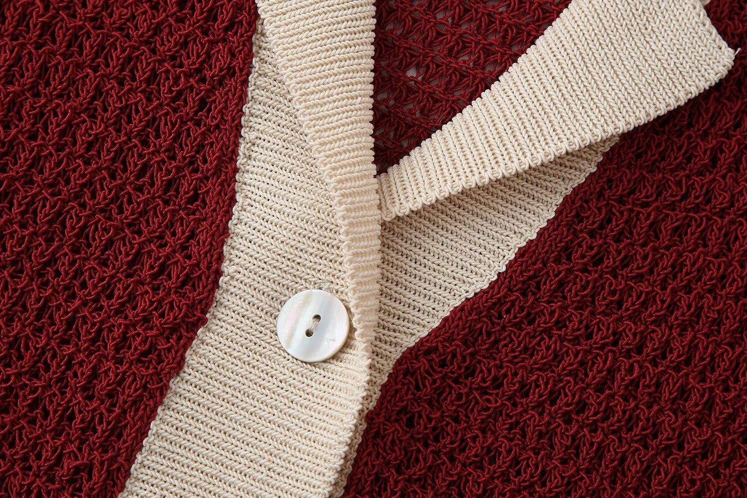 Contrast Color Collared Knitted Polo Shirt Shell